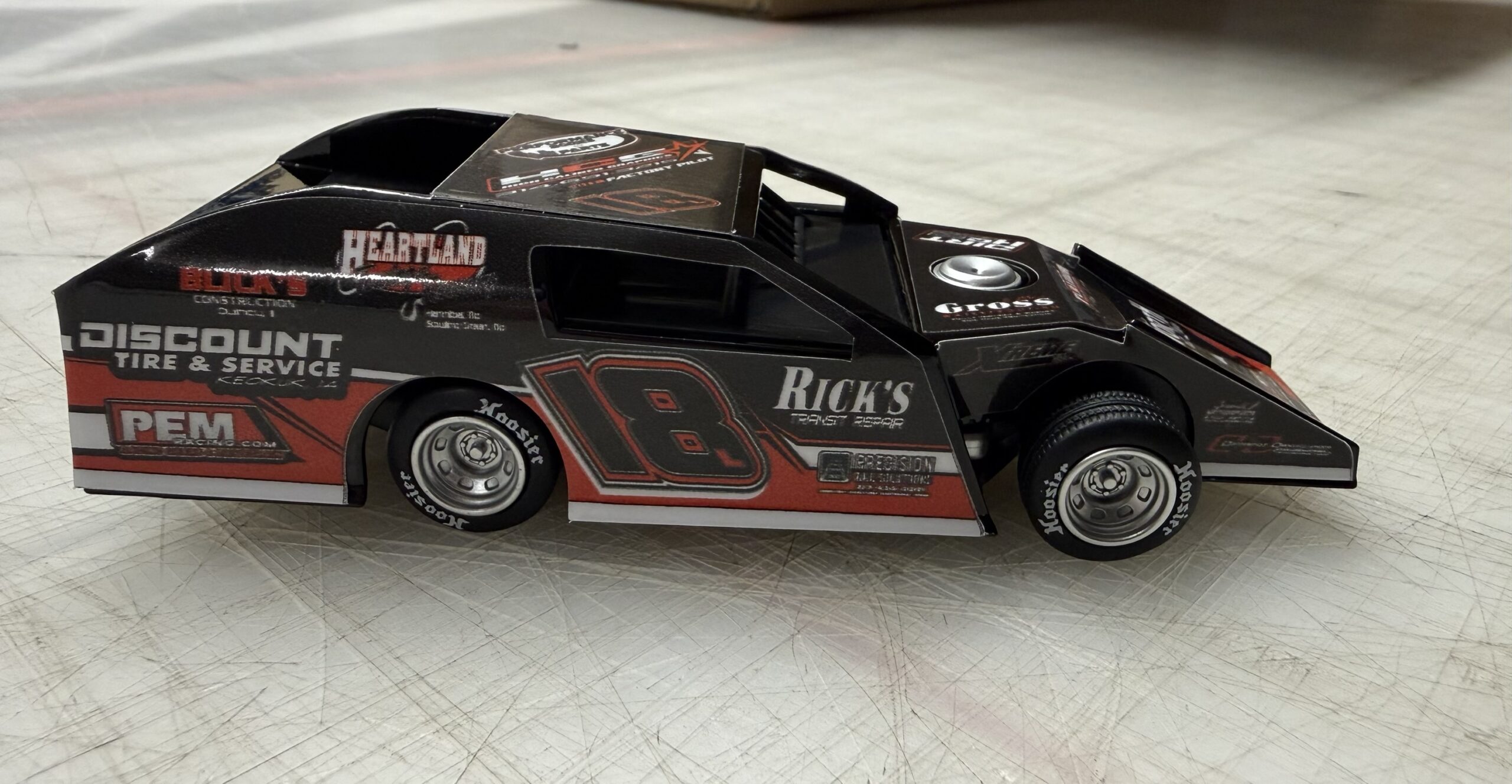 1:32 diecast modified pullback - Image 3